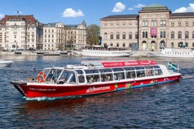 Tour di Stoccolma in barca Hop-On Hop-Off con Red Buses