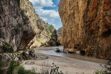 Photo of wide Angle Shot Of Kapikaya Canyon, Adana, Turkey.