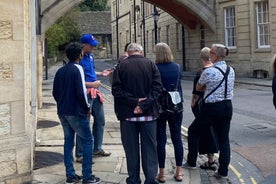 Oxford: Alumni-Led Walking Tour w/New College Entry Option