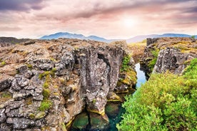 개인 Thingvellir 국립 공원 당일 투어