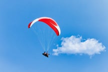 Hang gliding tours in Newquay, the United Kingdom