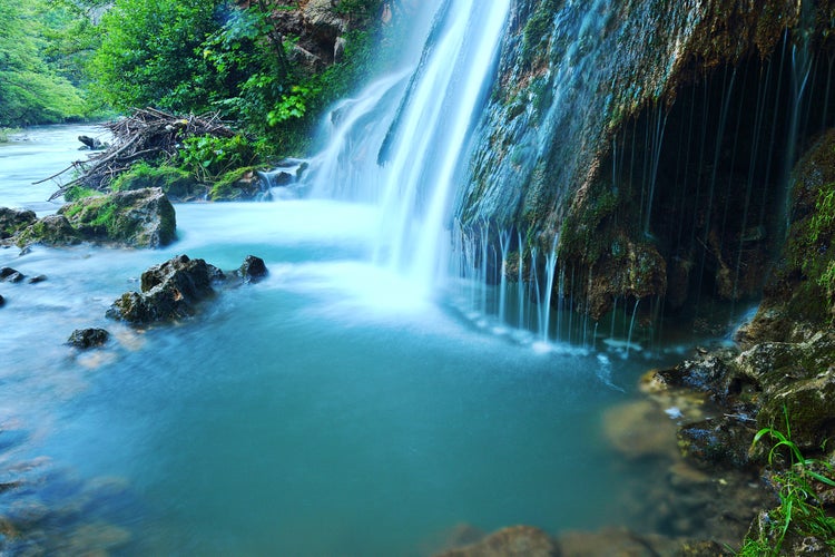 Vadu CriÅŸului waterfall 2.jpg