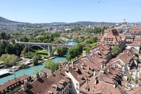 Zwischenstopp in Bern eine private Tour mit einem Einheimischen: Beste Highlights von Bern