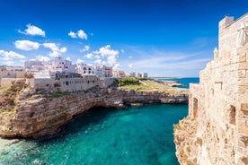 8-stündige Tour durch Alberobello, Polignano und Monopoli