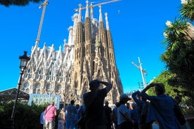 優先的に入場:サグラダ・ファミリアを含むバルセロナの最高のツアー。