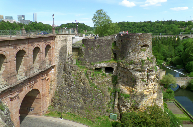 Pont Du Chateau and Bock Casemates at Luxembourg City, Luxembourg.png