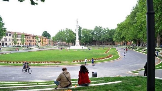 photo of Piazza Ariostea (Ferrara) .