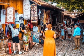 Geführte Tour in der Stadt Kruja ab Tirana mit Mittagessen