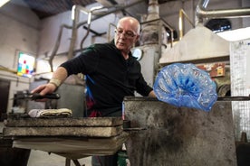 Tour della fabbrica di vetro dell'isola di Murano a Venezia con dimostrazione della soffiatura del vetro