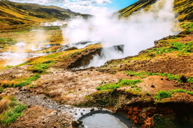 From Reykjavik: Helicopter Tour to Hengill with Landing