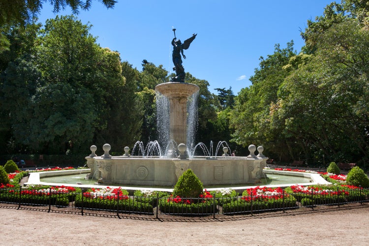 Photo of fountain of Fame in Valladolid Campo Grande Park.