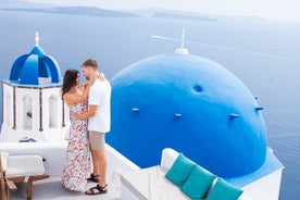 Santorini 2 Stunden privates Fotoshooting mit einem professionellen Fotografen