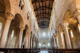 Bodegas orgánicas Brunello y abadías antiguas con almuerzo