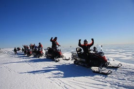 Snowmobile Safari en el archipiélago de Helsinki con almuerzo