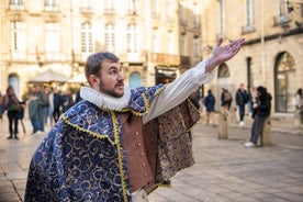 Bordeaux Immersive Walking Tour with an Actor Guide