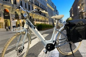 Madri: Aluguel de bicicletas antigas com mapa antigo