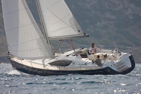 Journée de voile de luxe avec champagne et déjeuner ou dîner