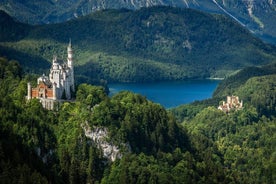 Tour privato del meglio di Füssen: giro turistico, cibo e cultura con un locale