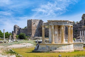 Lado colorido, teatro Aspendos y cascada Manavgat