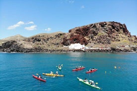Santorini: South Sea Kayaking Tour with Sea Caves and Picnic