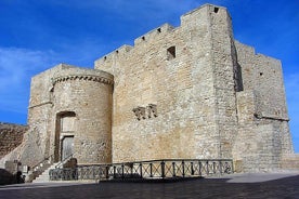 Walking tour in the wonderful Monopoli: Nice cosy Italian old town