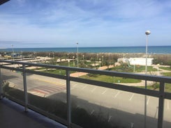 . Apartamento 1a linea de playa + piscina + parking DAIMUS