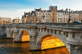 Central Paris Highlights Walking Tour