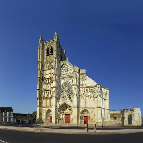 The facade of the Saint-Etienne cathedral in Auxerre