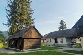 TITOS Geburtsort Ethno Village KUMROVEC + Weinprobe