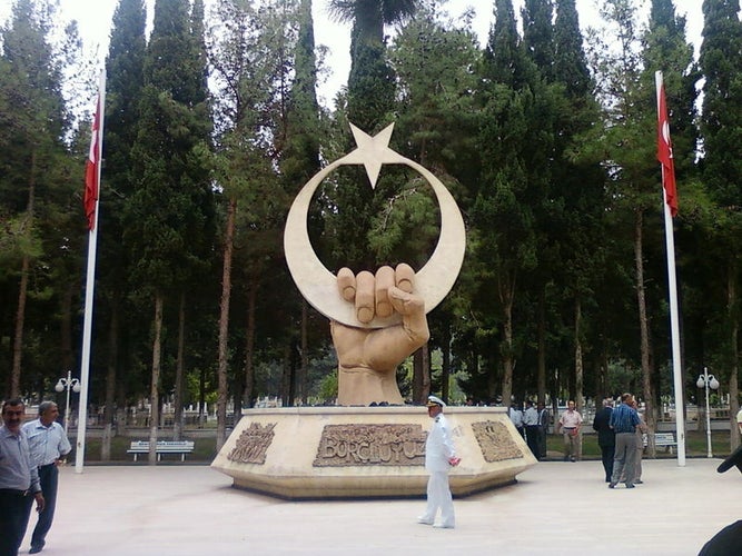 photo of view of The Martyrs Monument in İskenderun, Turkey.