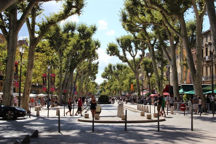 Photo of Aix-en-Provence in France .