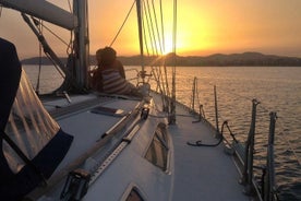 Sunset Sail Exclusive（VIP）。帕尔马湾（马略卡岛）