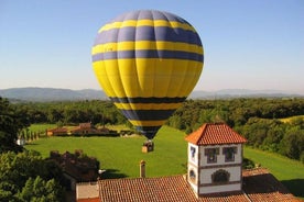 Fahrt im Heißluftballon über Katalonien mit Abholung von Barcelona