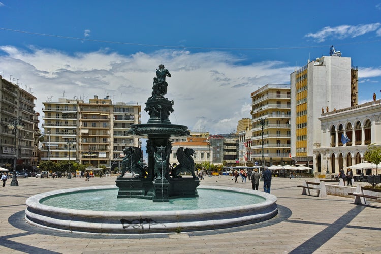 Photo of fountain at King George I Square in Patras.