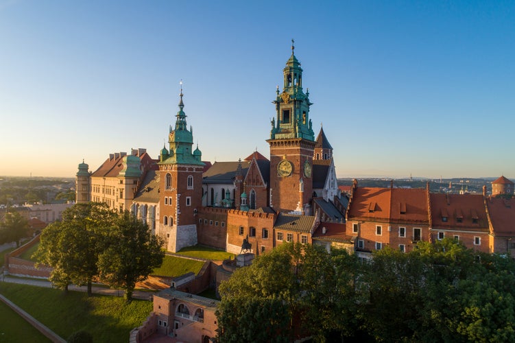 Historic royal Wawel cathedral and castle and in Cracow, Poland.jpg