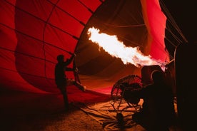 Rimelig luftballongtur over Cat Valley med hotellhenting og avlevering