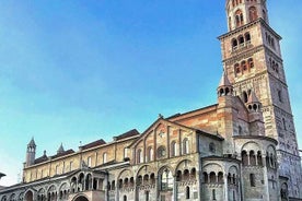 Private Tour of a traditional Acetaia, Modena tastes, and its UNESCO heritage 