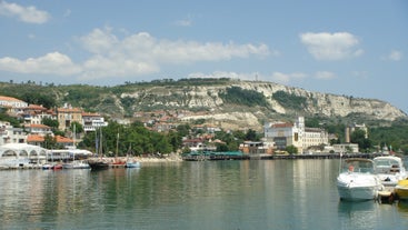 Photo of Balchik Palace of Romanian Queen Marie at Bulgarian Black Sea coastline, Balchik, Bulgaria.