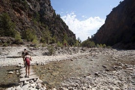 Esplorando la gola di Samaria