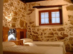 Apartamentos Rurales L'Antigua Fonda