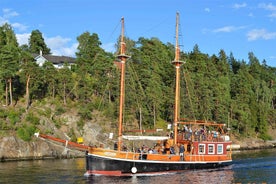 Oslo: Fjord Mini Cruise by Wooden Sailing Ship