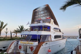 Sunset Cruise no maior e mais luxuoso barco de Ayia Napa