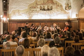 Best of Mozart -konsertti Hohensalzburgin linnakkeessa jokiristeilyn kanssa