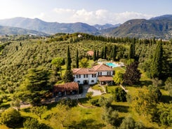 PODERI LA ROCCHETTA Luxury Villa on the Hills of Lake Garda