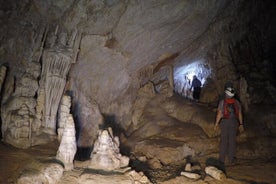 Visit a cave for begginers near Palma