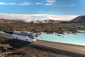 Traslado de ônibus a Lagoa Azul, saindo de Reykjavik