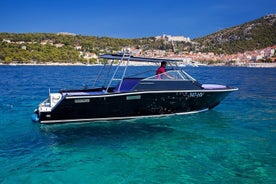 Privattransfer: Stadt Hvar mit dem Schnellboot zum Flughafen Split