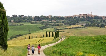 Tuscany: hilltop towns of Val d’Orcia & Siena (Self-guided Walking Tour)