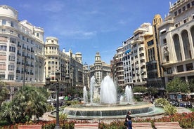 Valencia Historical Walking Tour with Traditional Meal