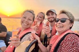 Portimão: Benagil Sunset Guided Boat Tour with Champagne 